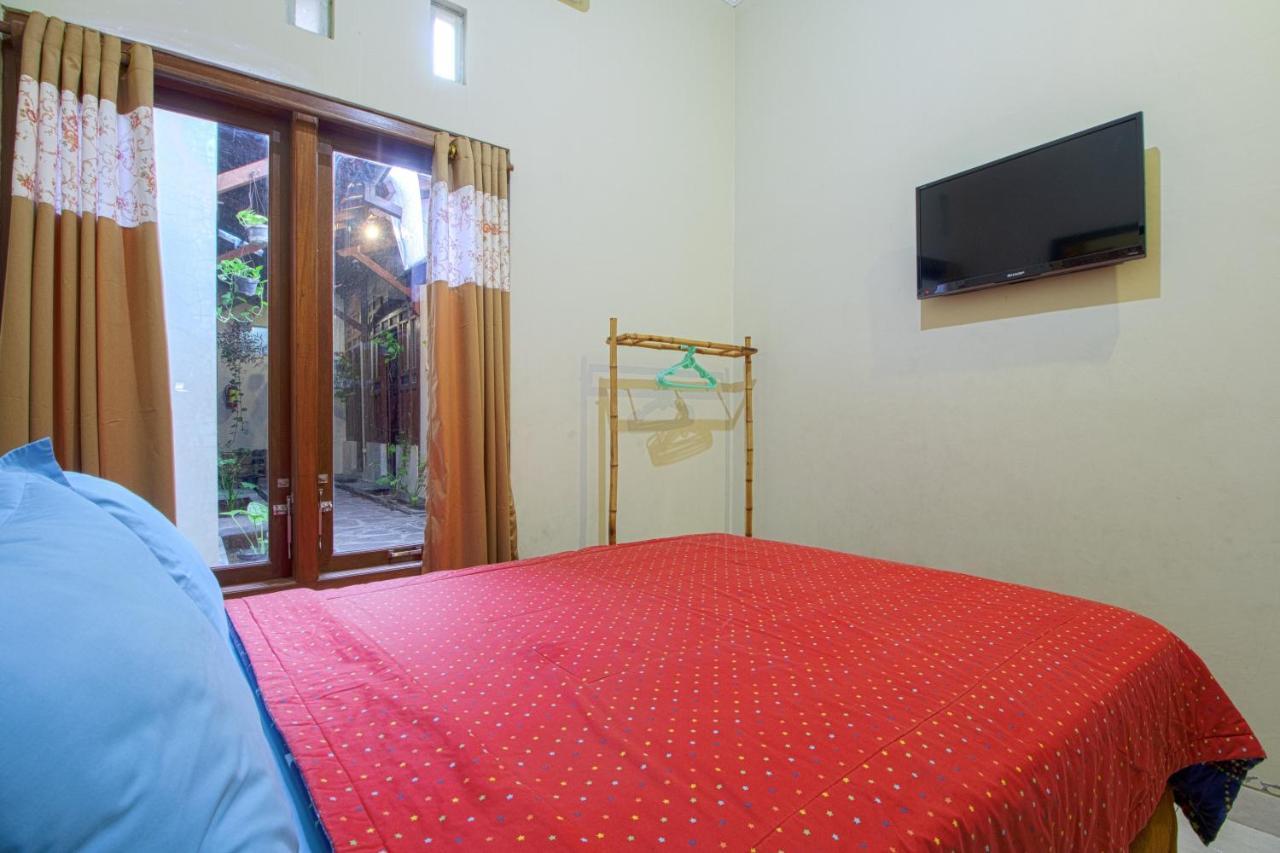 Ndalem Timoho Hotel Yogyakarta Exterior photo
