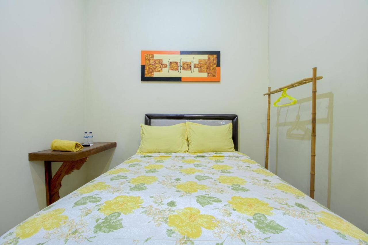 Ndalem Timoho Hotel Yogyakarta Exterior photo